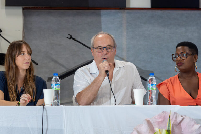 Intervention de représentants du Collectif deuilS et l'association Naitre et Vivre lors d’une table ronde aux Assises du Deuil périnatal 2024 en Martinique, aux côtés de Zétwal An Syèl.