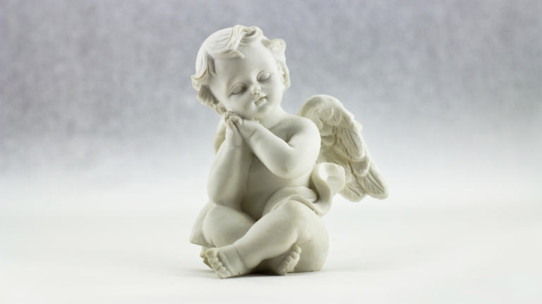 « Mon petit Ange m’a sauvé » témoignage de J., maman endeuillée et victime de violences conjugales